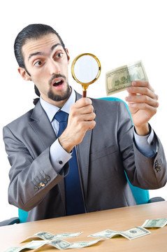 杭州市调查取证公司：情侣同时交往两个对象，怎么举证?